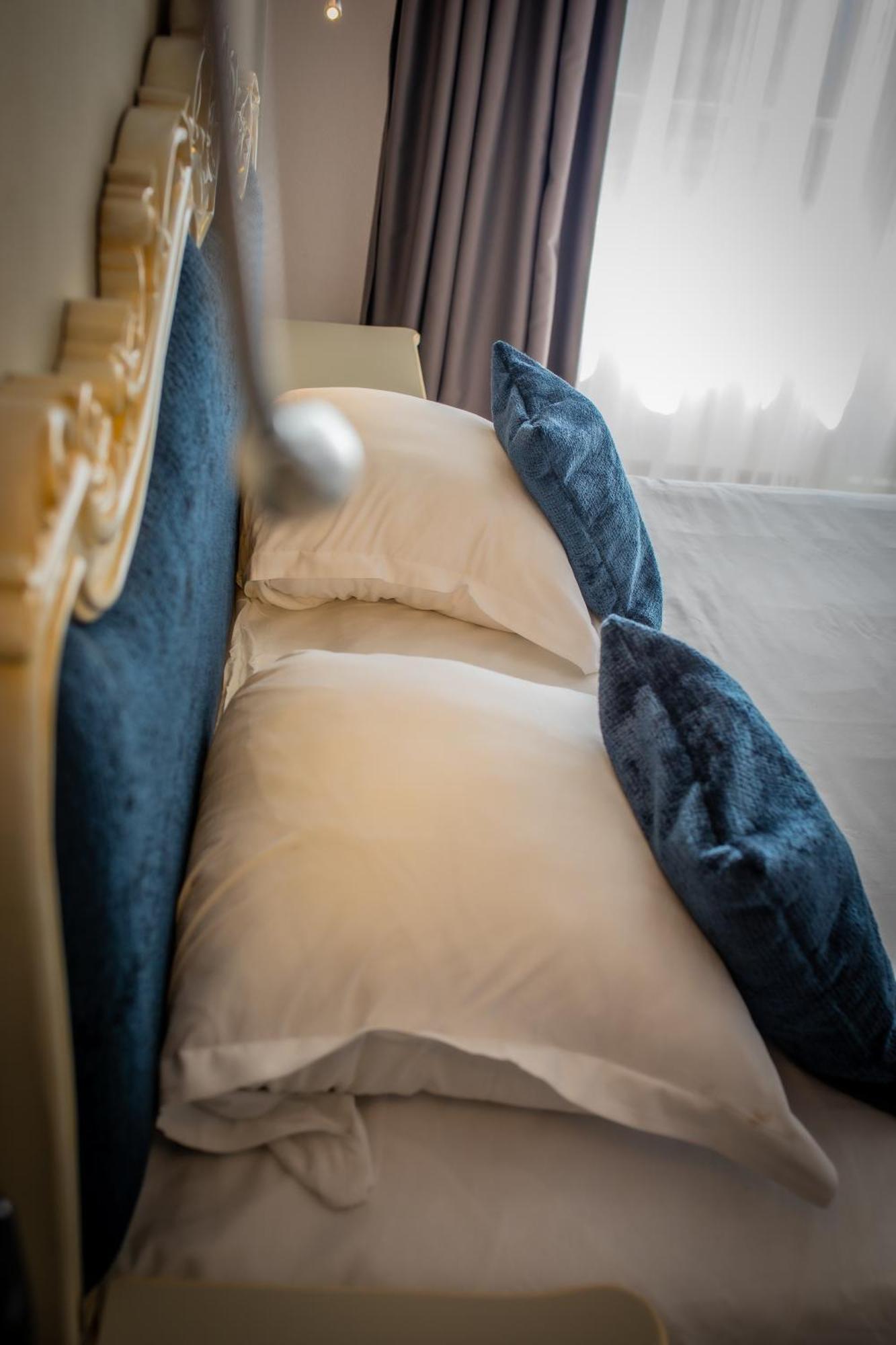Alexain Hotel Restaurant & Wellness - Colmar Ouest 特鲁瓦埃皮 外观 照片